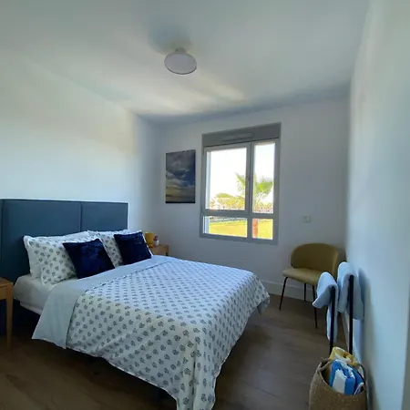 La Marina Sotogrande Pier2 شقة